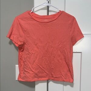 Universal Thread Coral Short Sleeve Tee